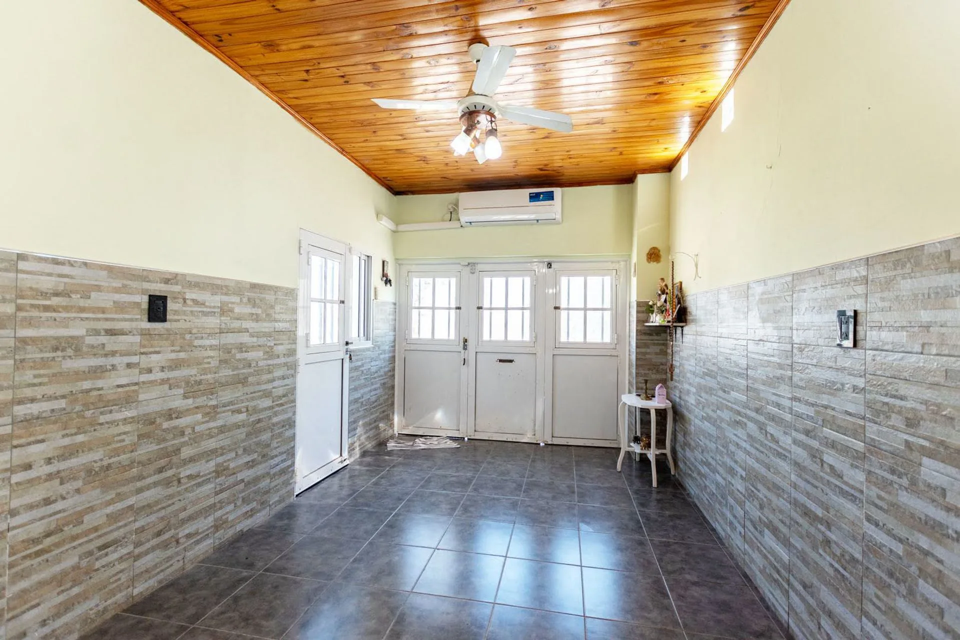 CASA EN VENTA EN SAUCE VIEJO, LISTA PARA MUDARSE foto 4