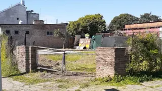 Venta de lote de 159 mts2 a 2 cuadras de Av. Alcorta foto 3