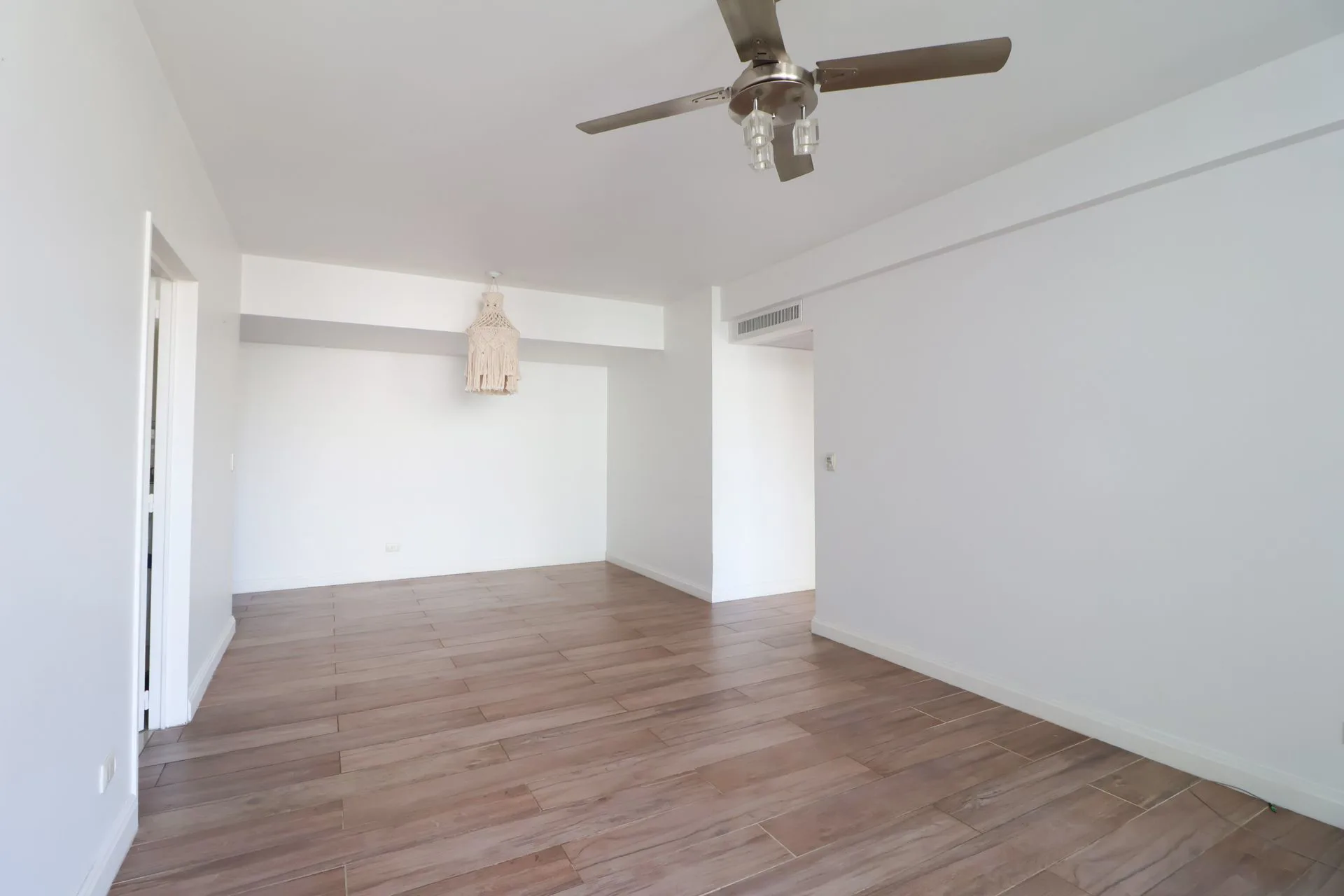 VENTA - DPTO DOS AMBIENTES - TORRE TWINS PALERMO foto 5