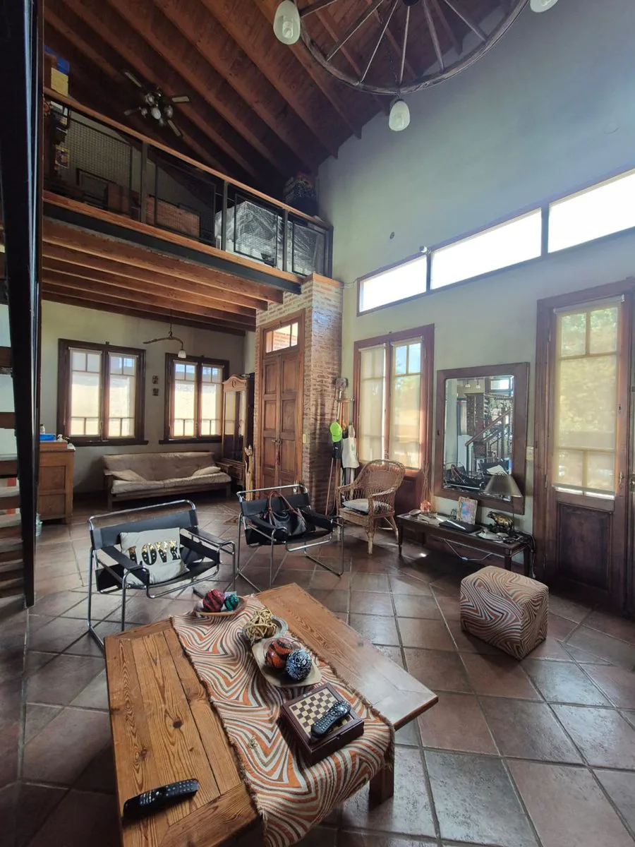 CASA 3 DORMITORIOS EN VENTA LA PLATA 750 M2 foto 3