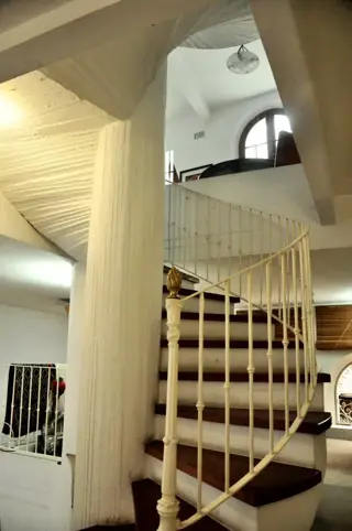 Tipo casa 3 ambientes en dúplex - Tres Sargentos 400 - Alquiler temporario - Retiro foto 2