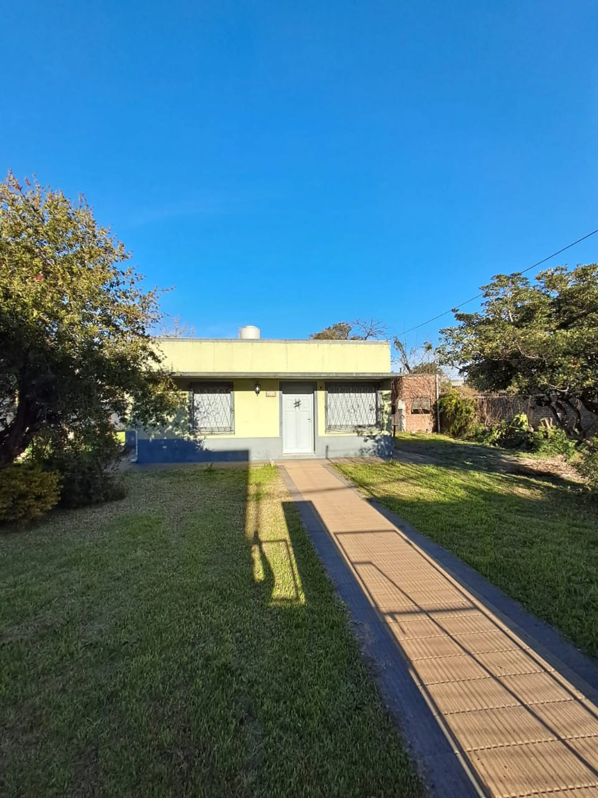 VENTA CASA 3 AMBIENTES  LOMA HERMOSA GALPON foto 4