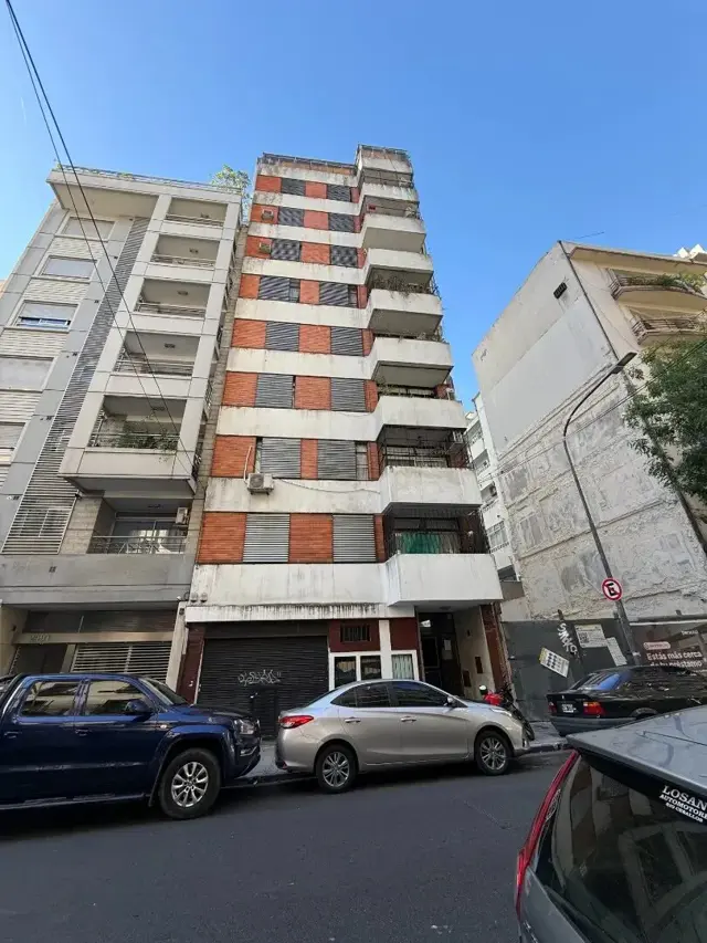 DOS AMBIENTES EN RECOLETA MUY BIEN UBICADO A RECICLAR