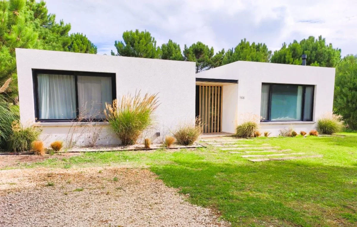 Venta Casa Costa Esmeralda 4 dormitorios y piscina