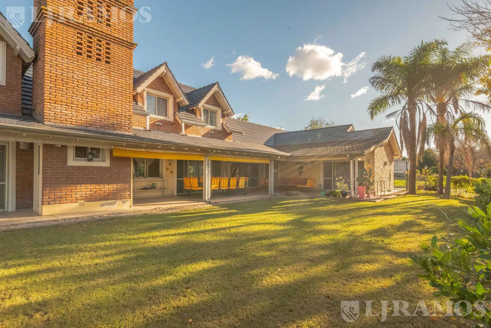 VENTA-Casa en Santa Maria De Los Olivos-Pilar foto 3