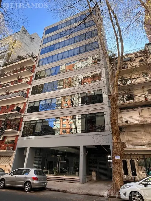 Oficina en alquiler – 360m2 totales en 2 pisos – Belgrano