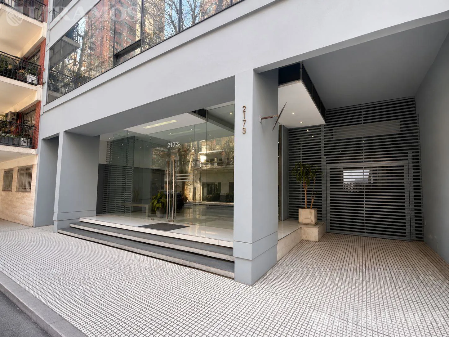 Oficina en alquiler – 360m2 totales en 2 pisos – Belgrano foto 3