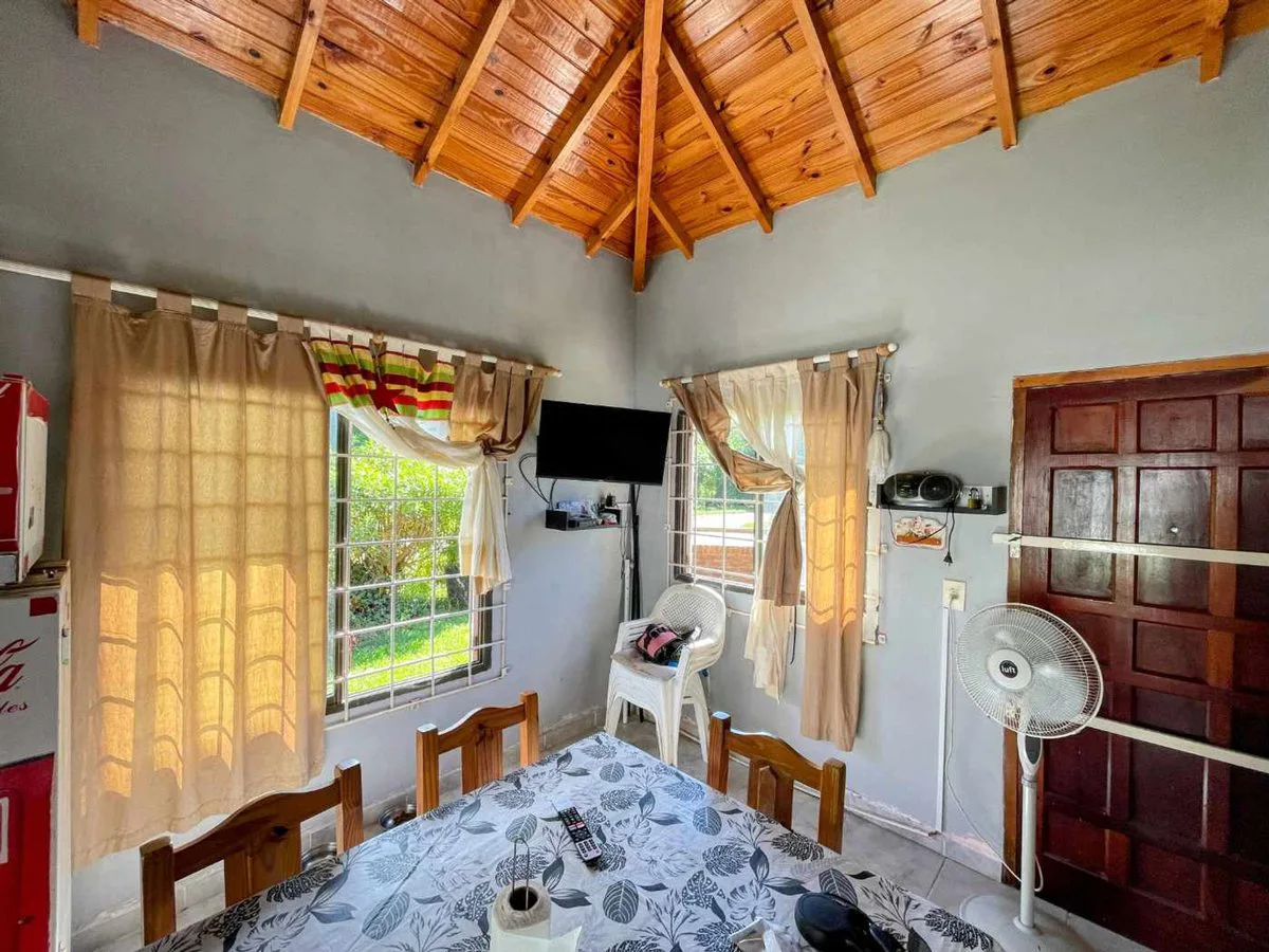 VENTA CASA 3 AMBIENTES CON COCHERA SANTA CLARA foto 5