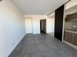 PATERNAL -Muy buen depto. de 2 ambientes con balcon. Edificio con amenities- foto 1