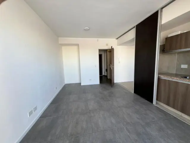 PATERNAL -Muy buen depto. de 2 ambientes con balcon. Edificio con amenities-