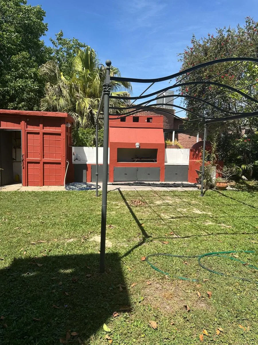 VENTA CASA EN B° JORGE NEWBERY - APTA CRÉDITO foto 3