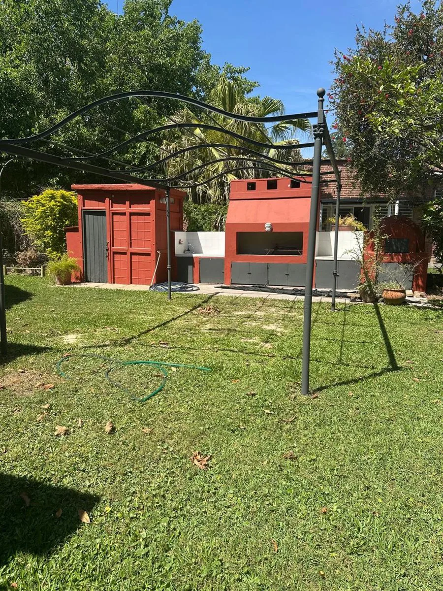 VENTA CASA EN B° JORGE NEWBERY - APTA CRÉDITO foto 4