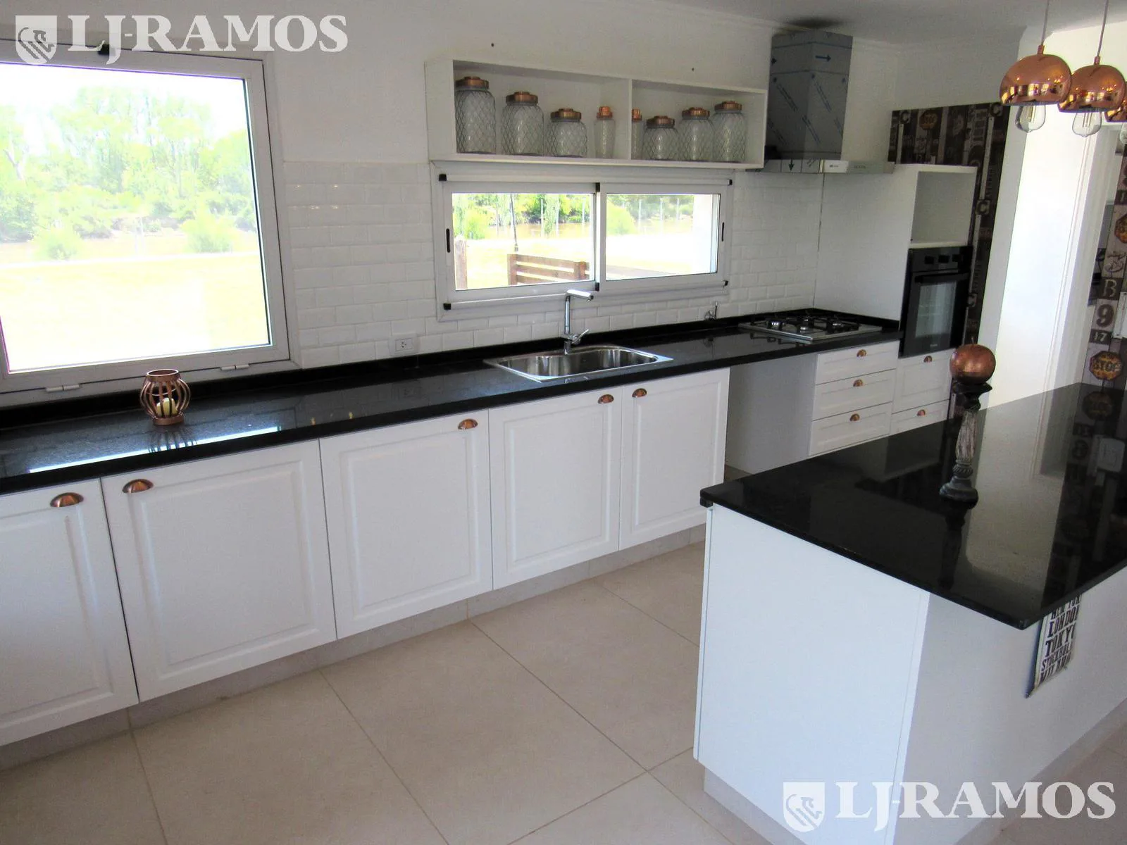 INCLUYE AMARRA. SIN MUEBLES. LOTE INTERNO. PILETA. EXCELENTE CALIDAD. foto 4