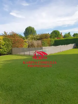 CASA EN VENTA BARRIO LOS JAZMINES. PILAR DEL ESTE foto 2