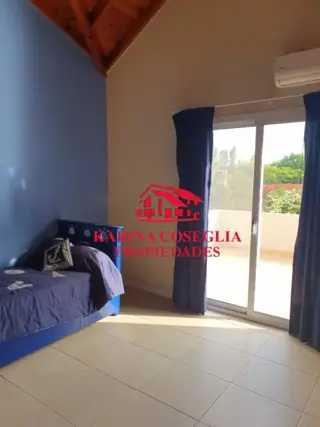 CASA EN VENTA BARRIO LOS JAZMINES. PILAR DEL ESTE foto 5