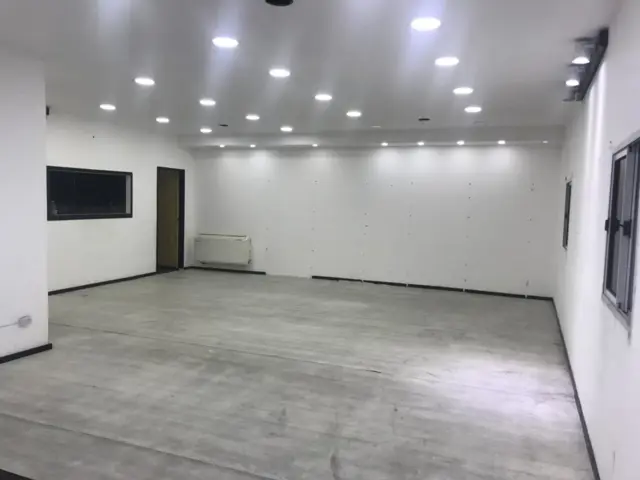 ALQUILER - LA TABLADA - GALPON 320 m2 - ZONIFICACION M.I.