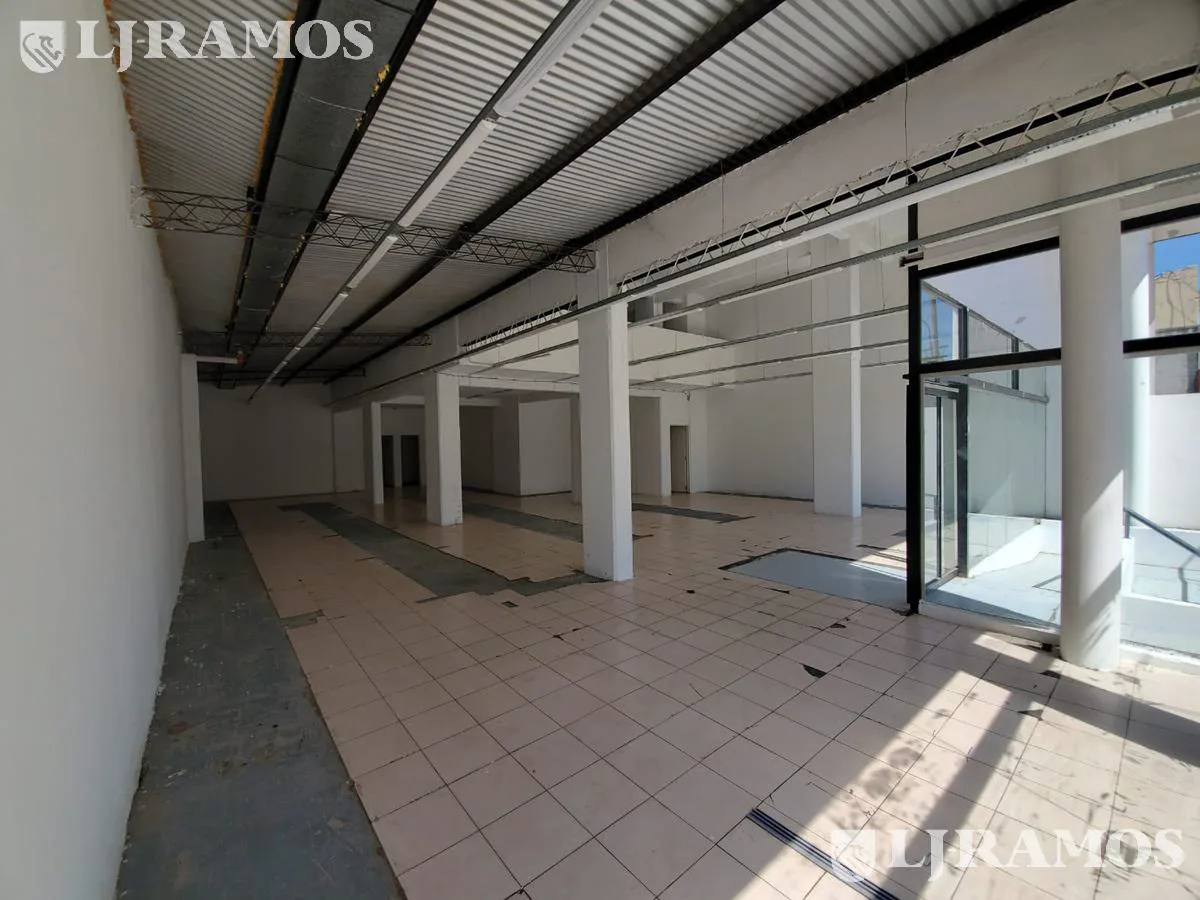 Excelente Local en Tigre en venta CON RENTA foto 2