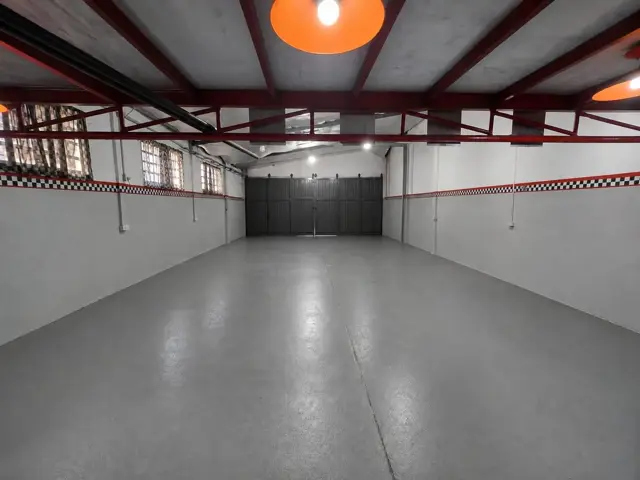 Galpón monoambiente entrada independiente Financiación Sarandí