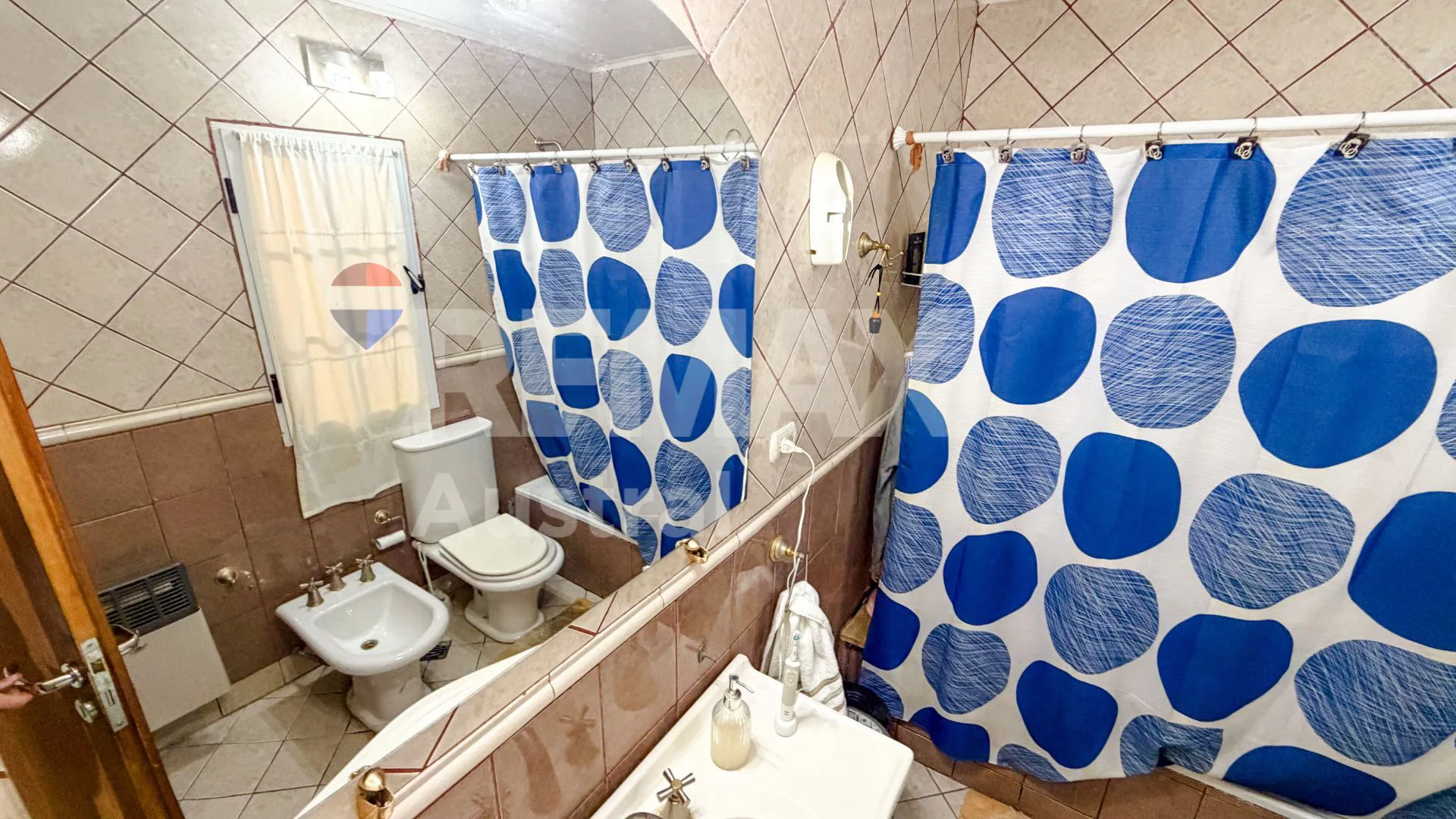 CASA 3 DORMITORIOS KM 3 CON QUINCHO foto 3