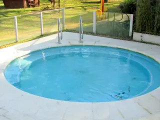 Quinta de 10.000 m2 en Las Glorias - Ing. Maschwitz foto 2