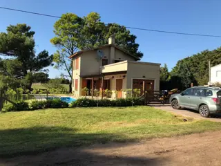 Casa en venta en Barrio Las Lomas foto 1
