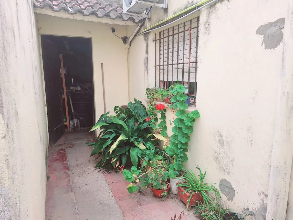 VENTA DE CASA DE DOS DORMITORIOS EN VILLA ITALIA foto 2