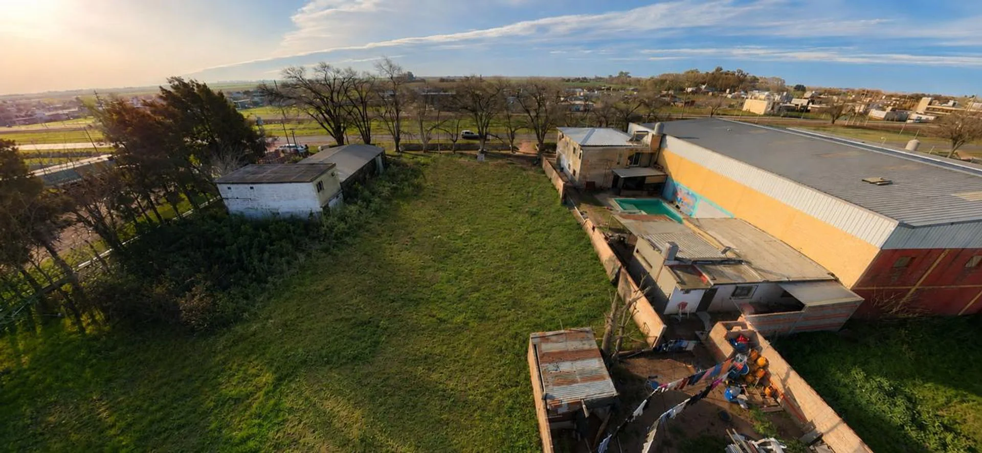 VENTA: LOTE DE 600MT SOBRE RUTA 33(APTO COMERCIAL) foto 2