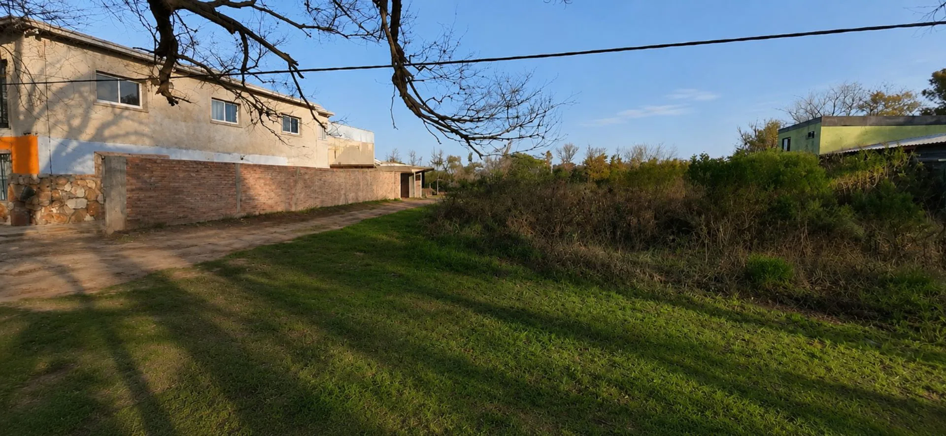 VENTA: LOTE DE 600MT SOBRE RUTA 33(APTO COMERCIAL) foto 3