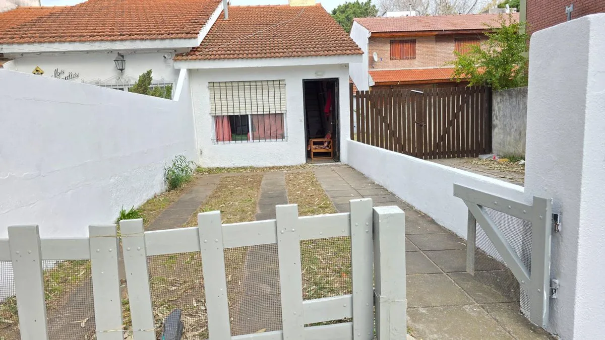 DUPLEX VENTA 2 AMB LA LUCILA foto 2