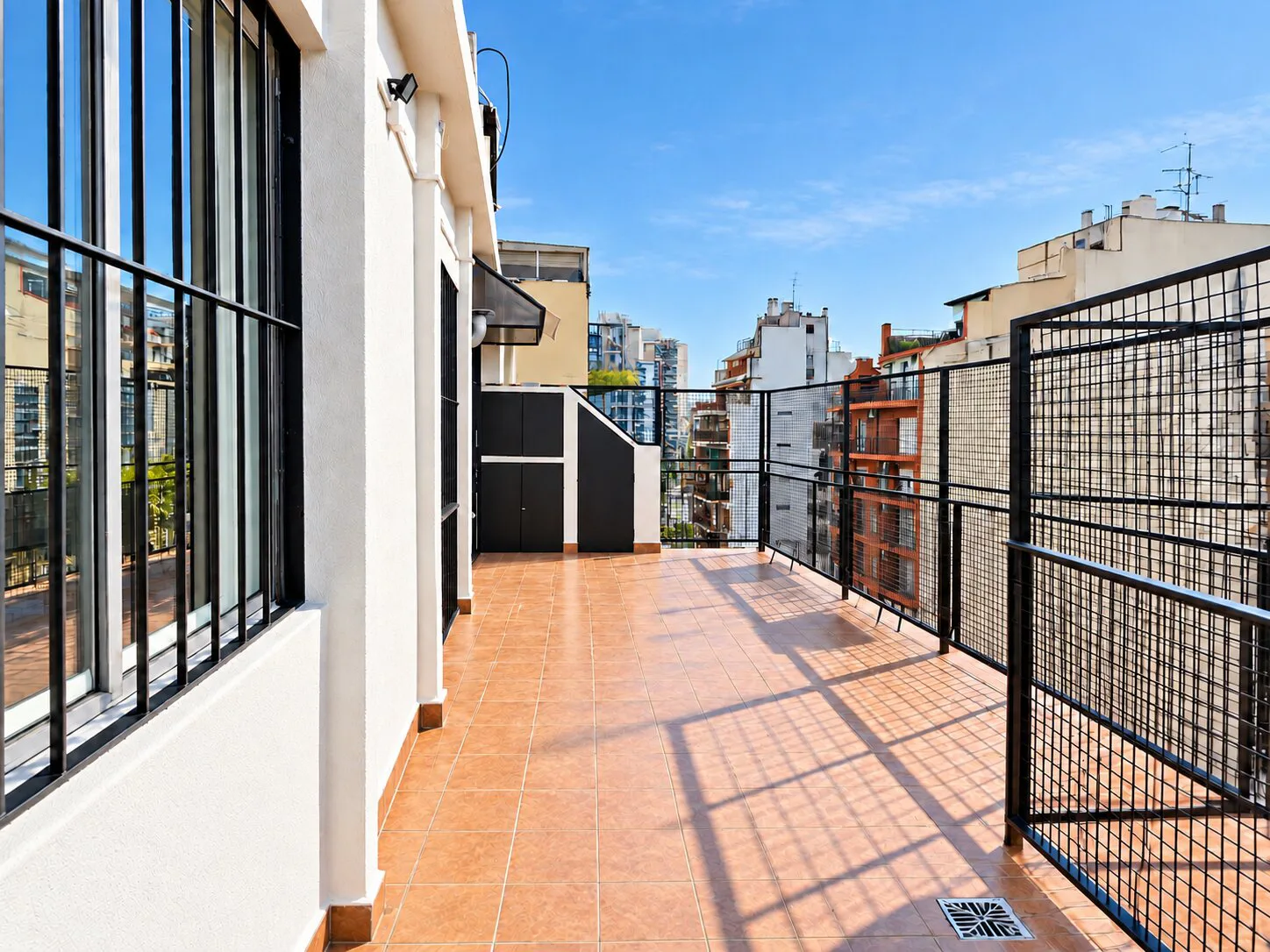 Departamento 4 Ambientes, Piso Alto, Frente, Balcón Terraza C/ Parrilla, Apto Crédito, Boedo foto 2