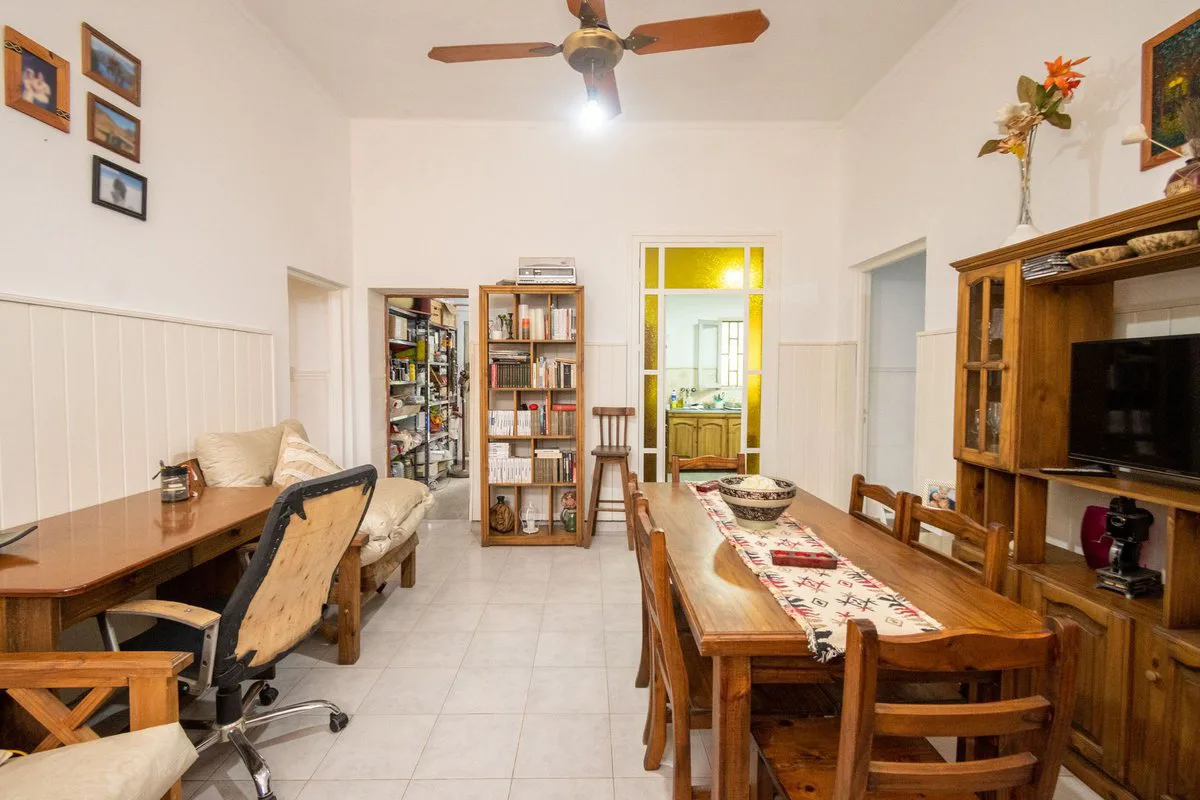 Venta Casa Rincón a 1 cuadra de la Plaza foto 4