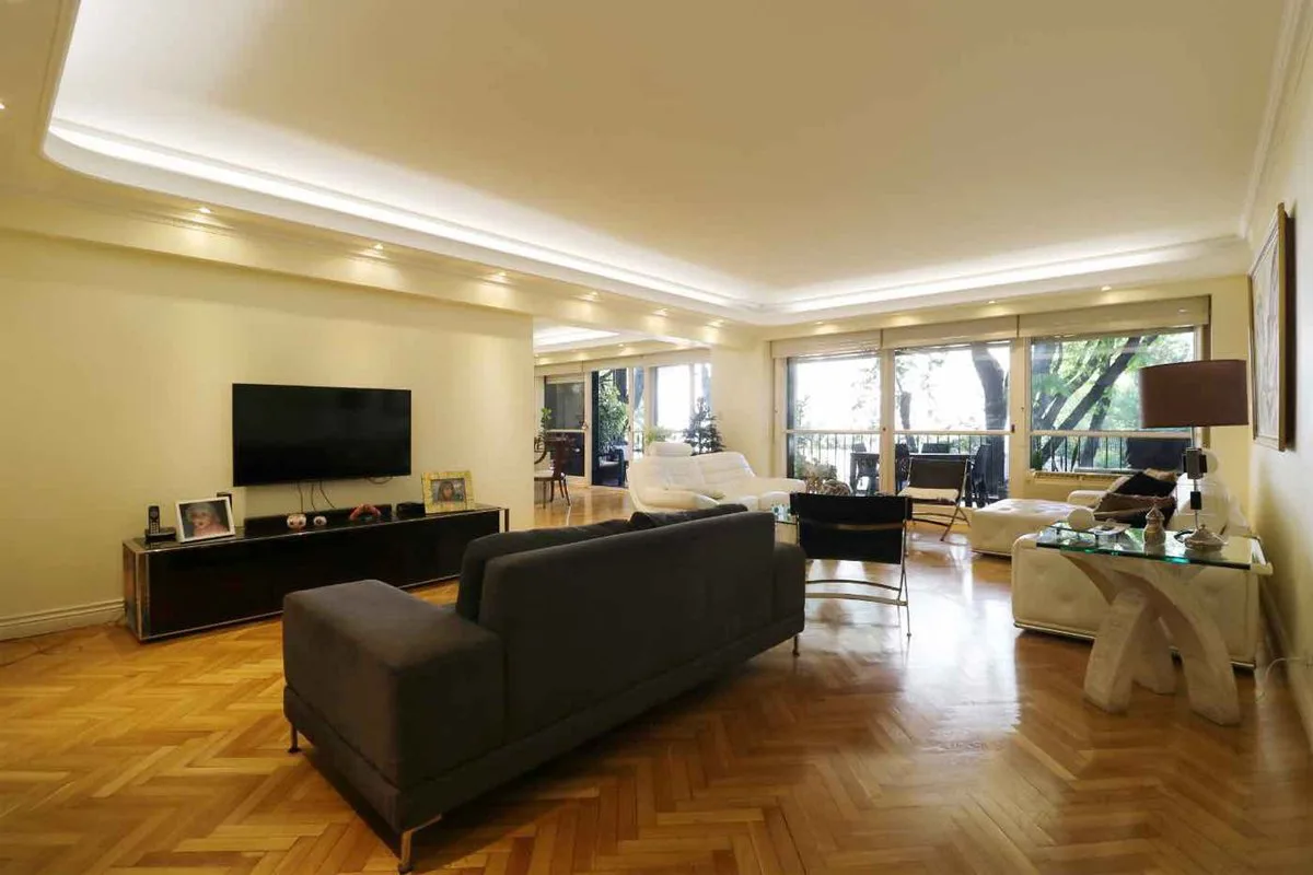 VENTA DEPARTAMENTO 4 AMBIENTES BELGRANO COCHERA foto 4