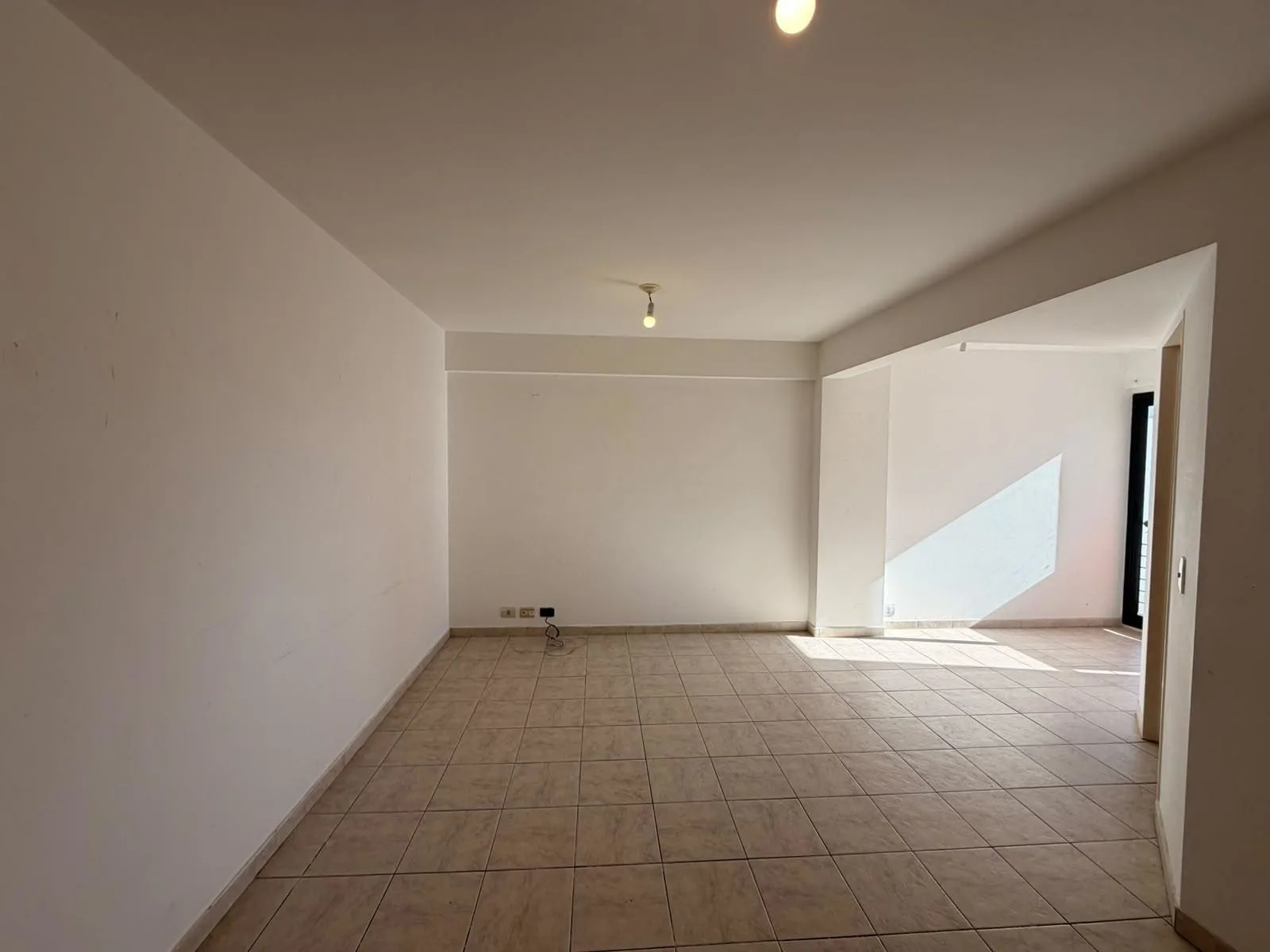 Departamento en Alquiler | 1 Dormitorio | Nueva Cordoba | Luminoso | frente a Parque las Tejas foto 2