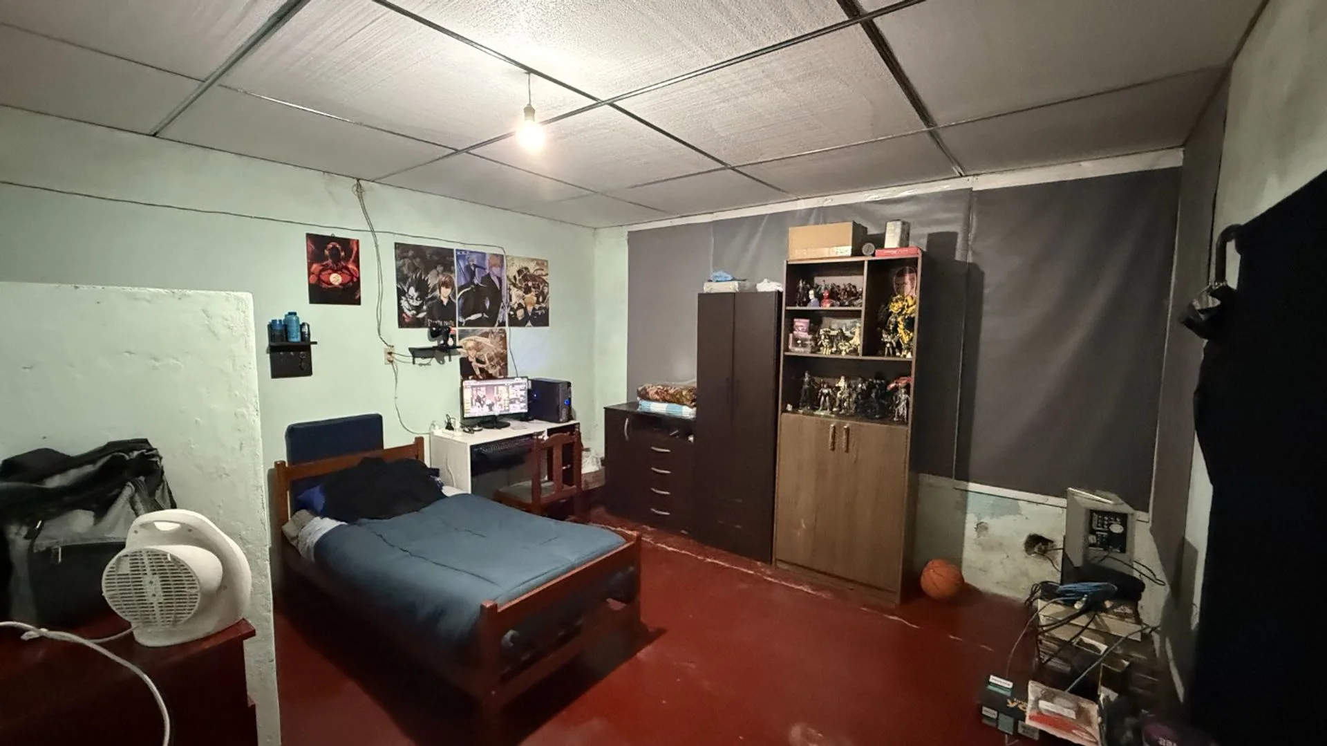 VENTA CASA  DE 3 DORMITORIOS 220,5 M2 - B° CUYAYA foto 4