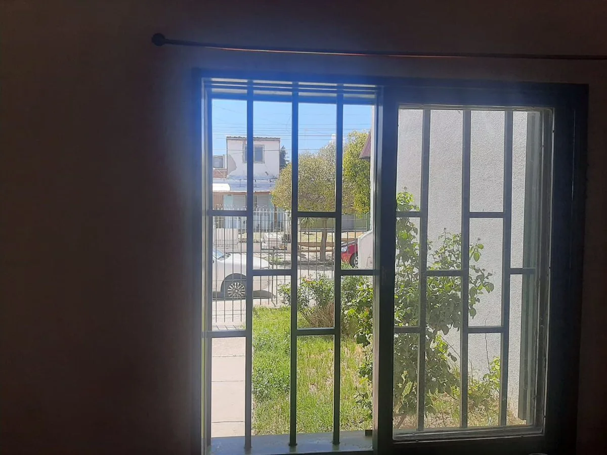 VENTA CASA DE BARRIO EL HORNERO II foto 5