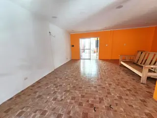 ALQUILER DE CASA 4 AMBIENTES CON PILETA DE NATACION - MONTE GRANDE foto 3