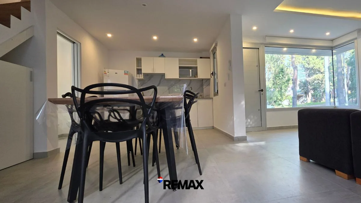 VENTA DUPLEX 2 DOR 2 BAÑOS LAS DUNAS MONTE HERMOSO foto 5