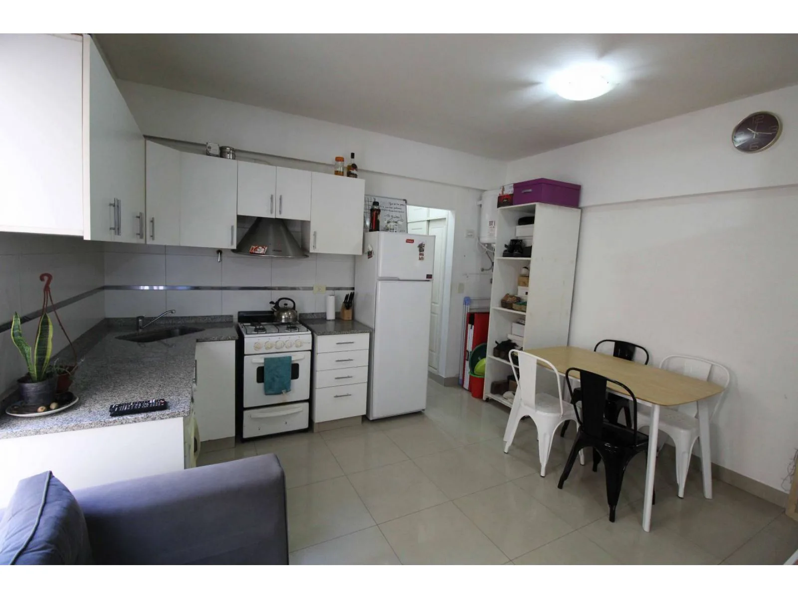 Departamento .2amb.Av presidente Peron 1000. foto 4