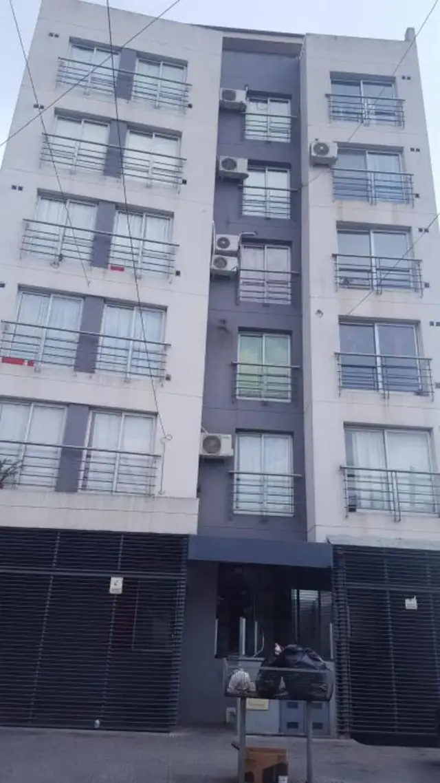COCHERAS EN EDIFICIO VILLA BOSCH