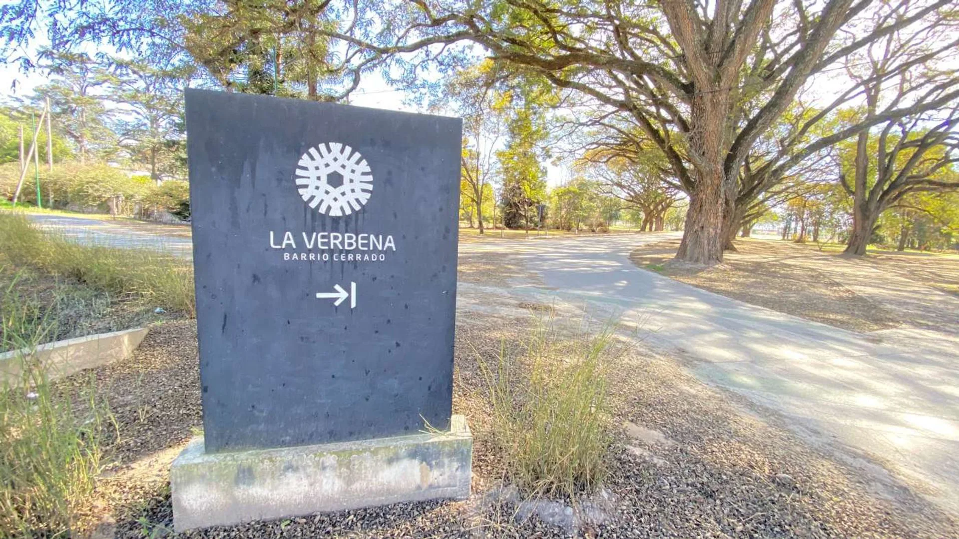 Venta terreno en barrio cerrado La Verbena Salta foto 2