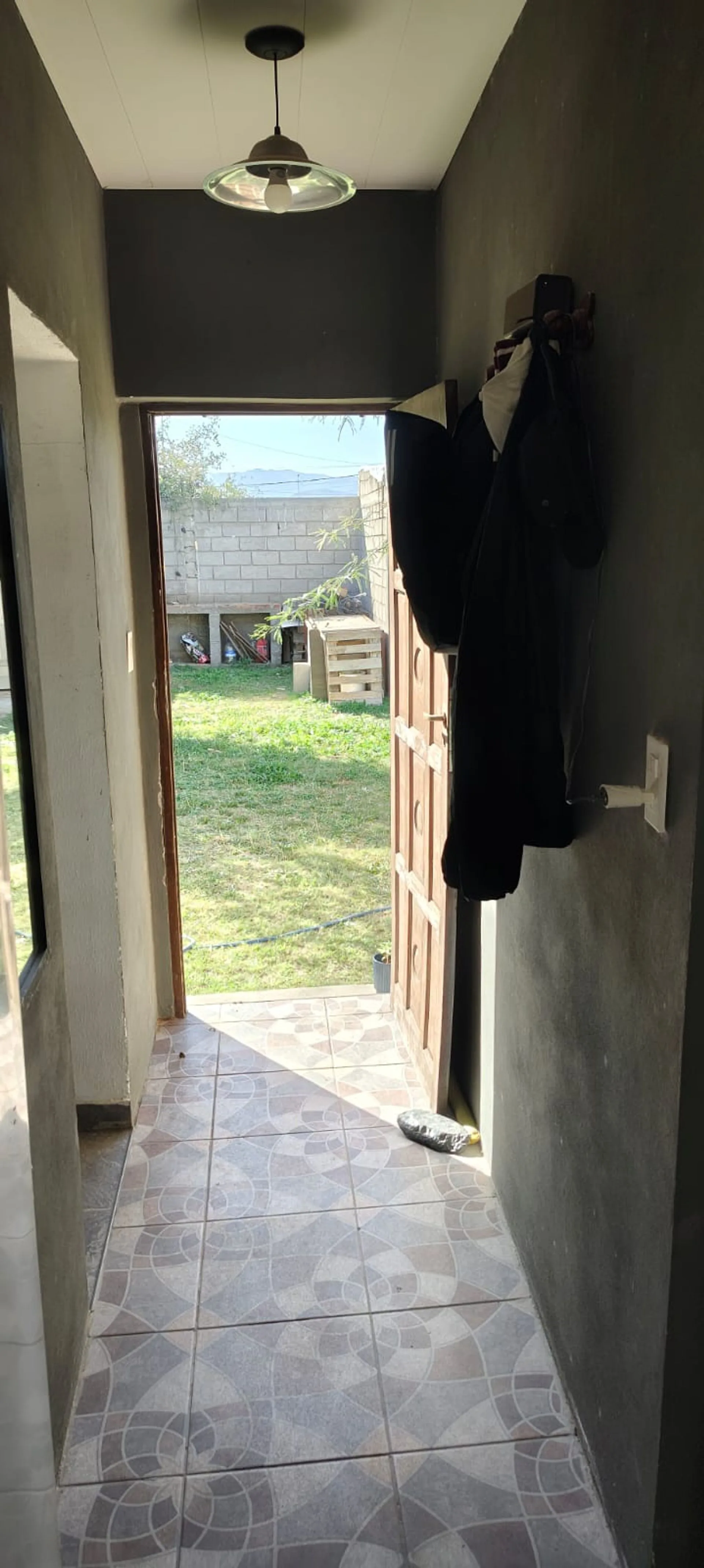 SE VENDE CASA 266M2 CON GARAGE ZONA VALLE VIEJO foto 4
