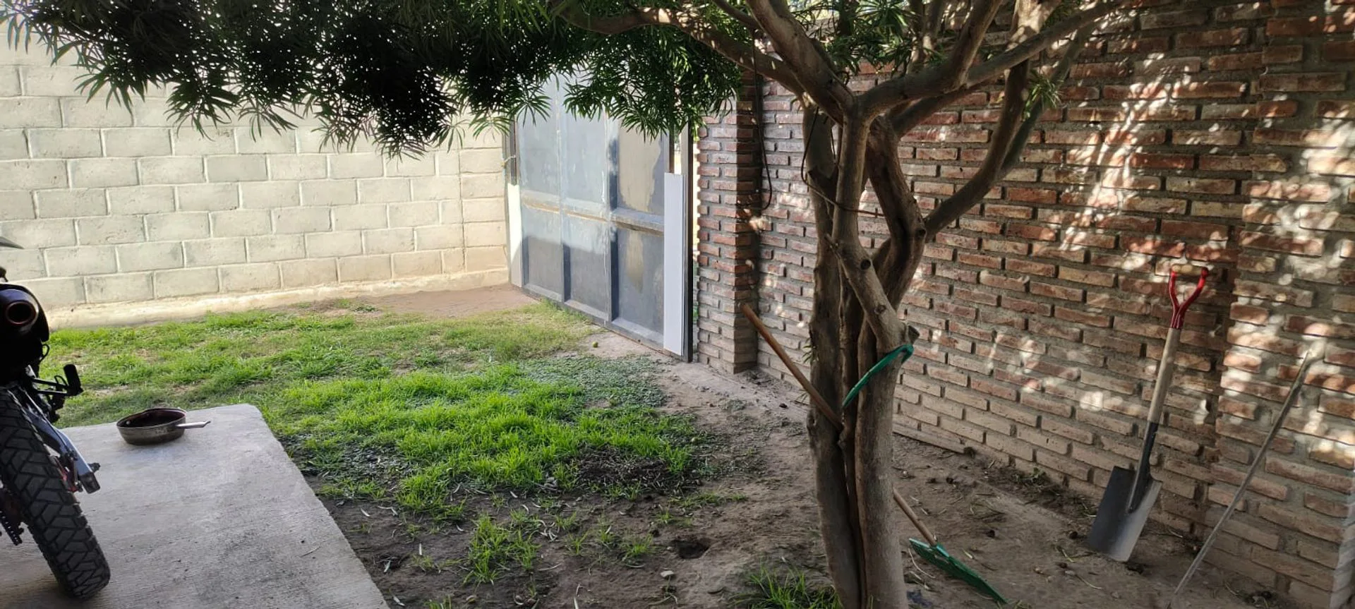 SE VENDE CASA 266M2 CON GARAGE ZONA VALLE VIEJO foto 5