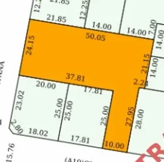 LOTE CENTRICO EN VENTA + GALPON, IDEAL INVERSIÓN foto 1