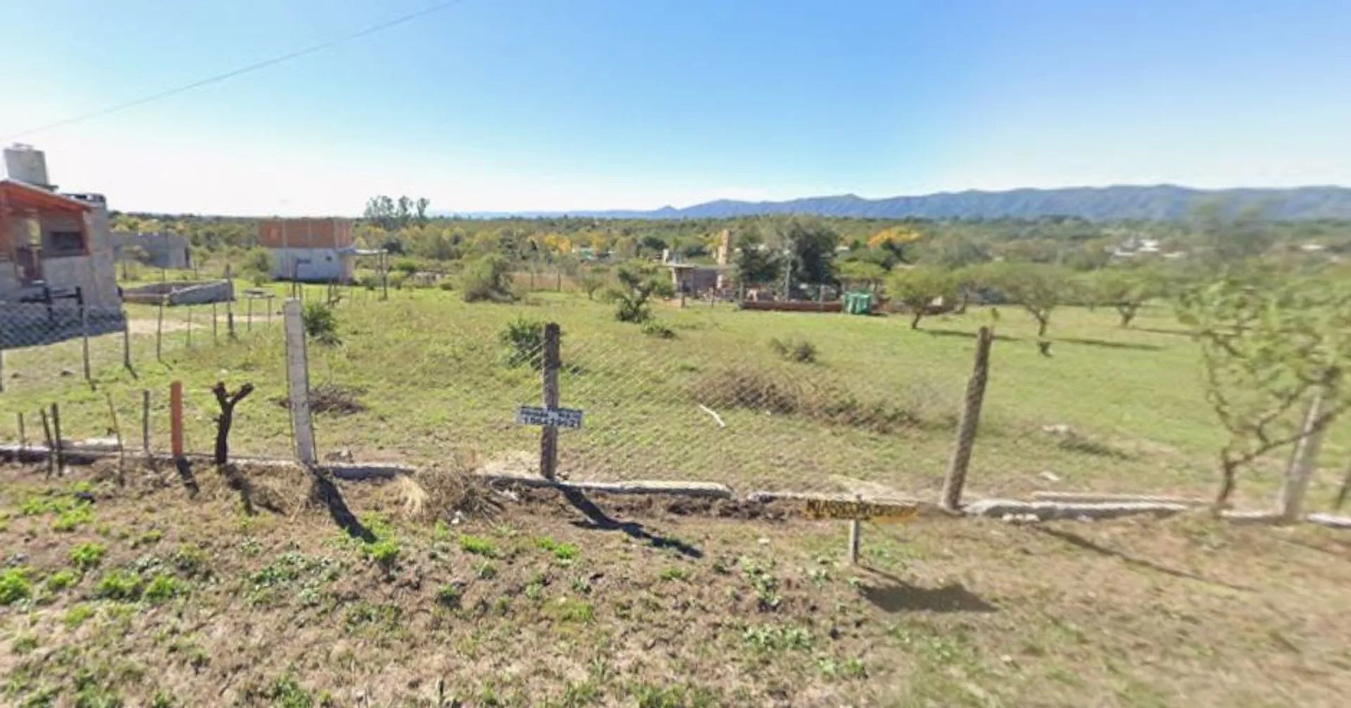 Terreno en Parque lago san roque Tanti. foto 3