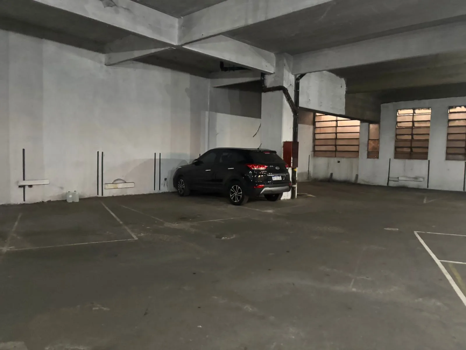 Planta Baja completa uso comercial COCHERAS 28 cocheras 630 m2 foto 4