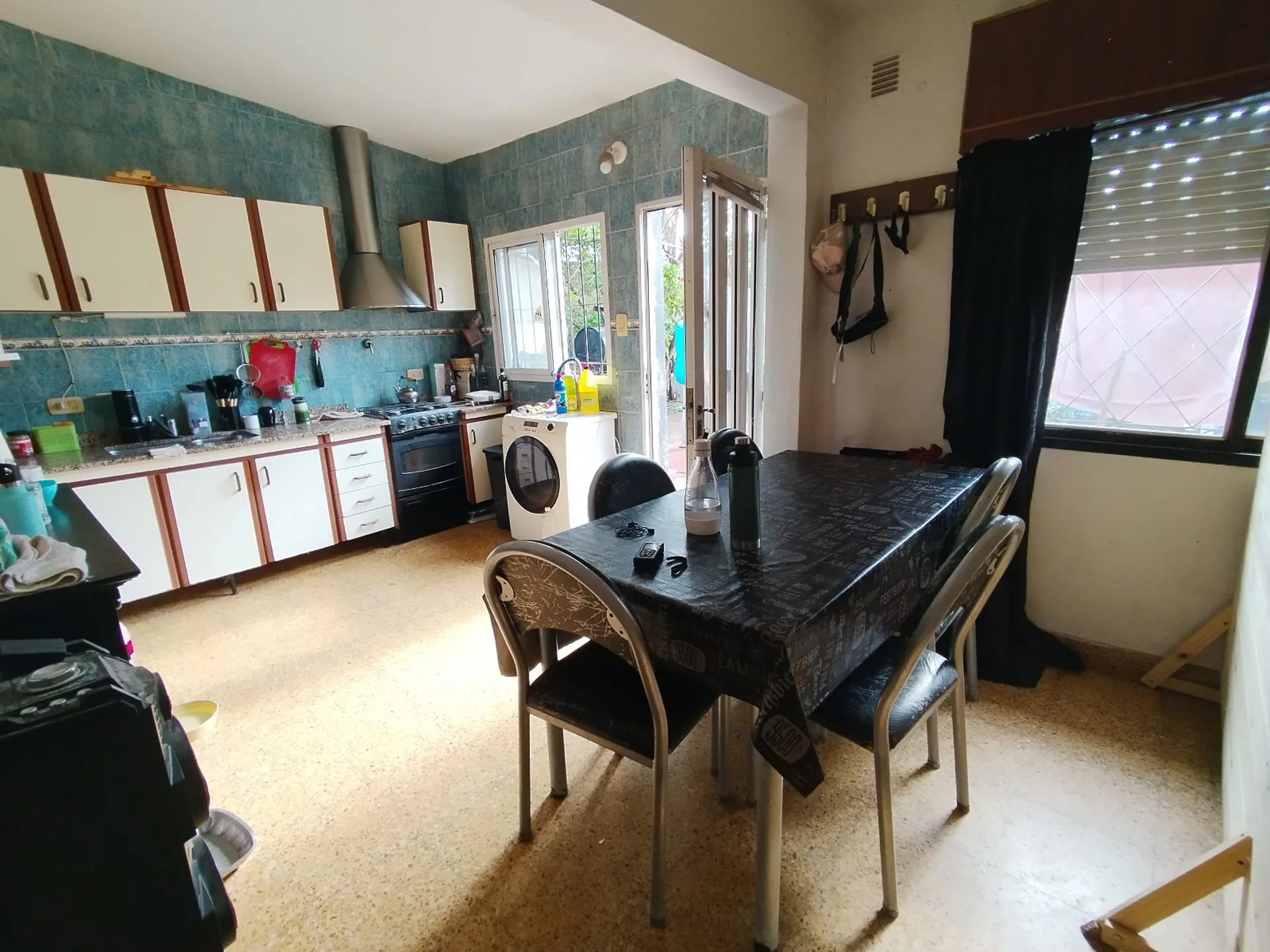 Venta casa 3 Ambientes Lomas de Zamora foto 2