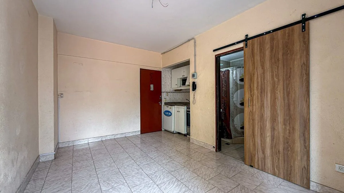 ALQUILER MONOAMBIENTE LATERAL ZONA GUEMES foto 5