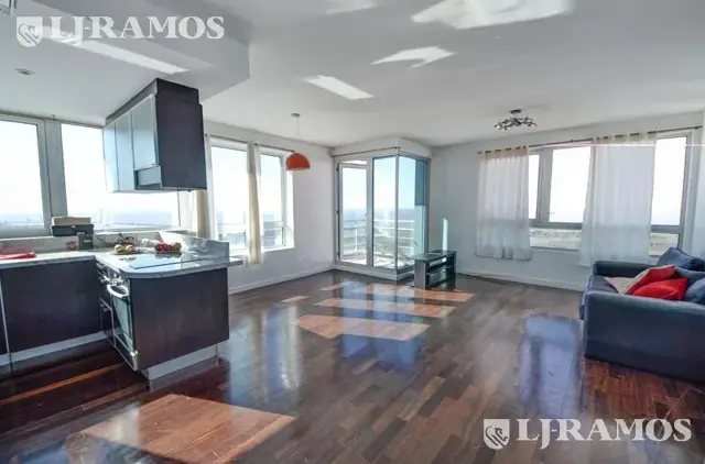 Av. Juana Manso 590- TORRES DEL YACHT PISO ALTO. 2 COCHERAS FIJAS