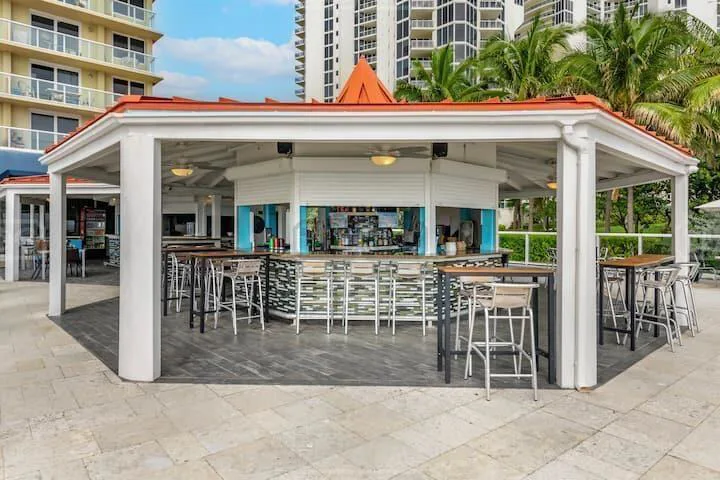 Collins Ave 19200 foto 3