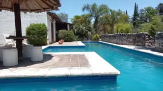 Casa con 3 dormitorios   escritorio | gran parque con piscina APTA CREDITO foto 1